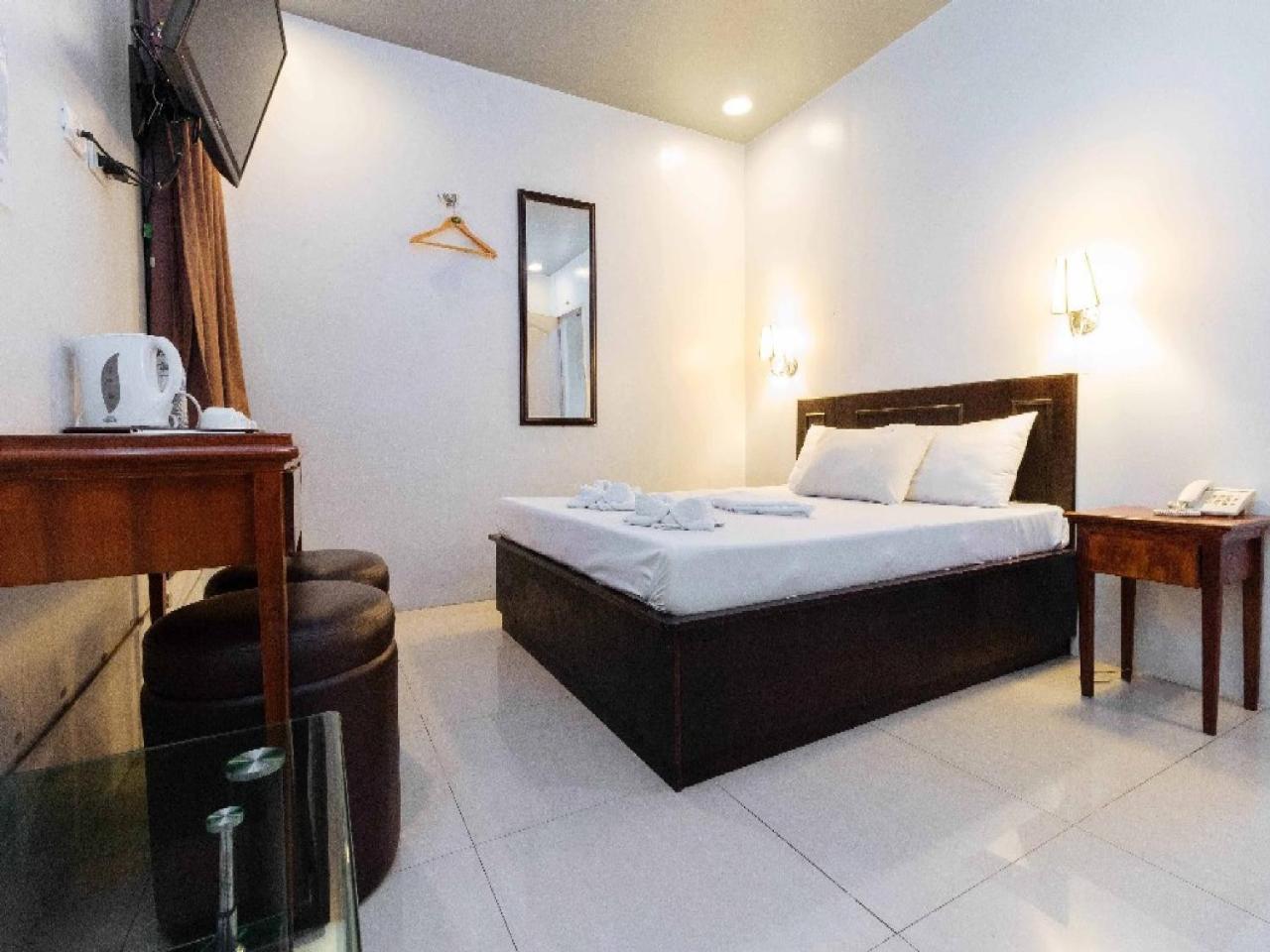 Getz Hotel Manila Zewnętrze zdjęcie