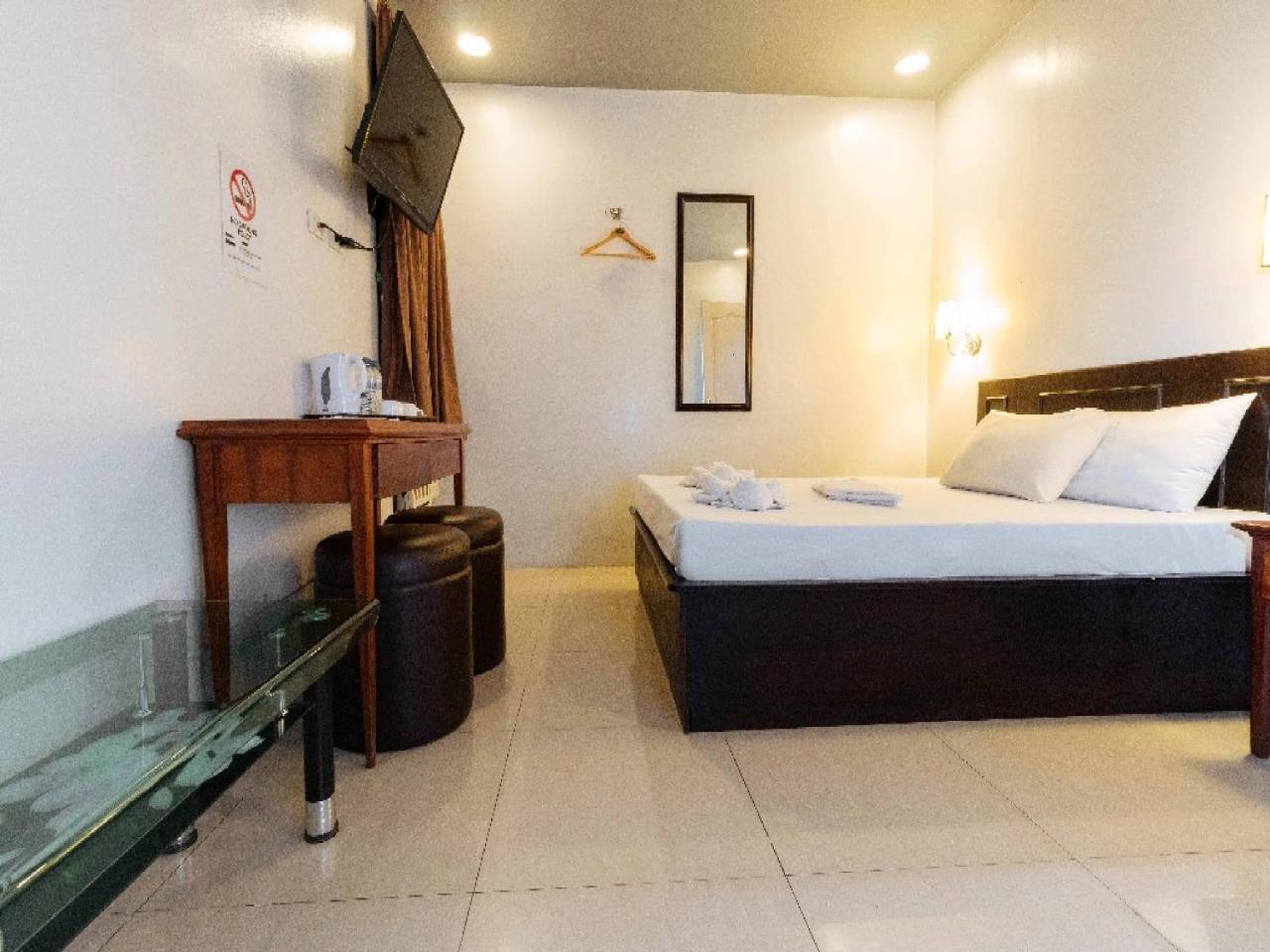 Getz Hotel Manila Zewnętrze zdjęcie